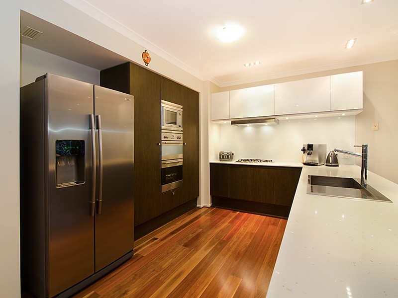 8 Satinay Parade, North Lakes QLD 4509