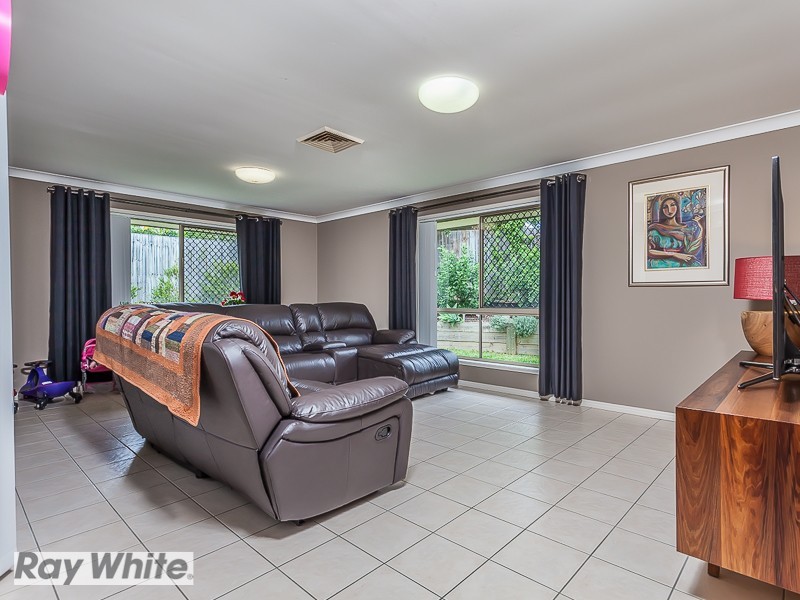 10 Finnegan Drive, North Lakes QLD 4509