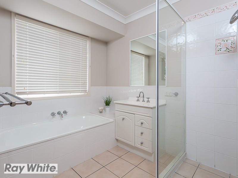 10 Finnegan Drive, North Lakes QLD 4509