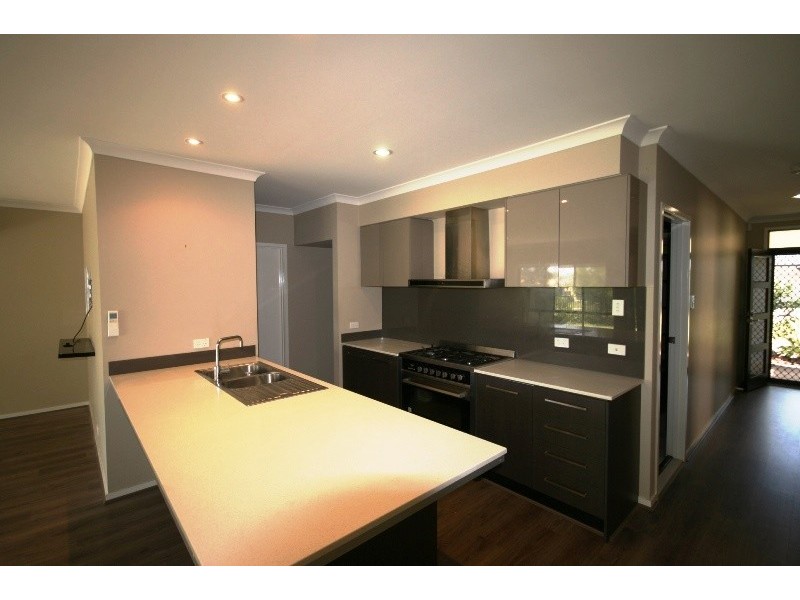 3 Melville Parade, North Lakes QLD 4509