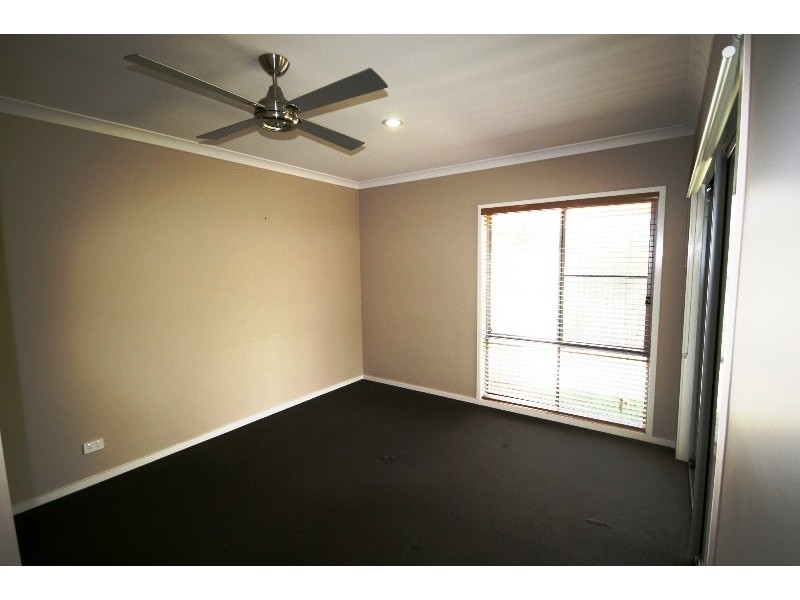 3 Melville Parade, North Lakes QLD 4509