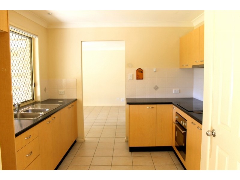 4 Abernant Court, Dakabin QLD 4503