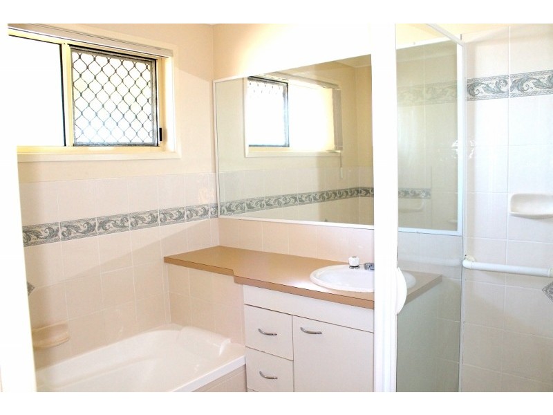 4 Abernant Court, Dakabin QLD 4503