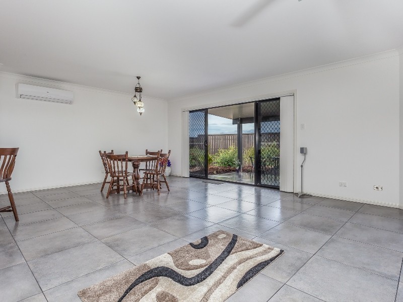 9 Madison Avenue, North Lakes QLD 4509