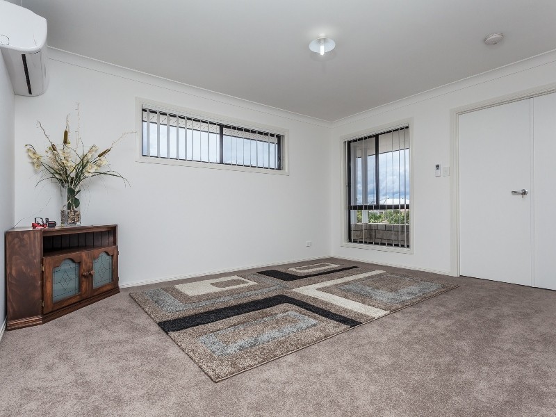 9 Madison Avenue, North Lakes QLD 4509