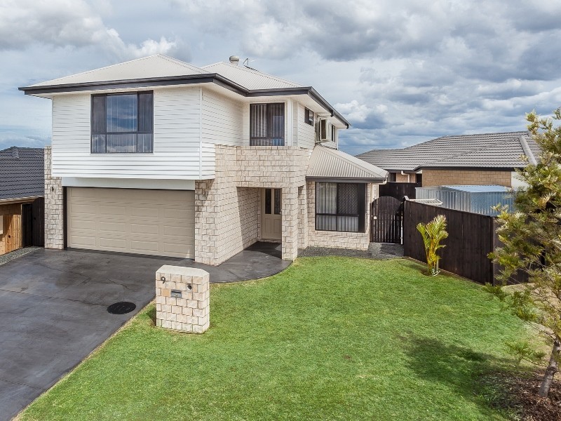 9 Madison Avenue, North Lakes QLD 4509