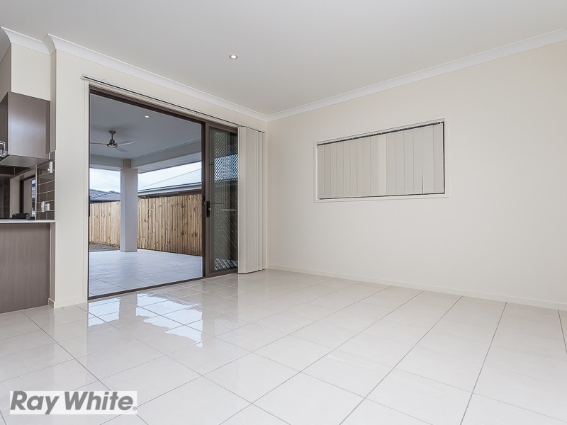 41 Manhattan Crescent, North Lakes QLD 4509