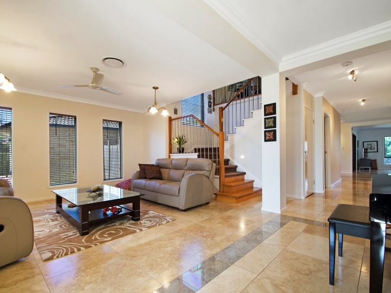 8 Byfield Street, North Lakes QLD 4509