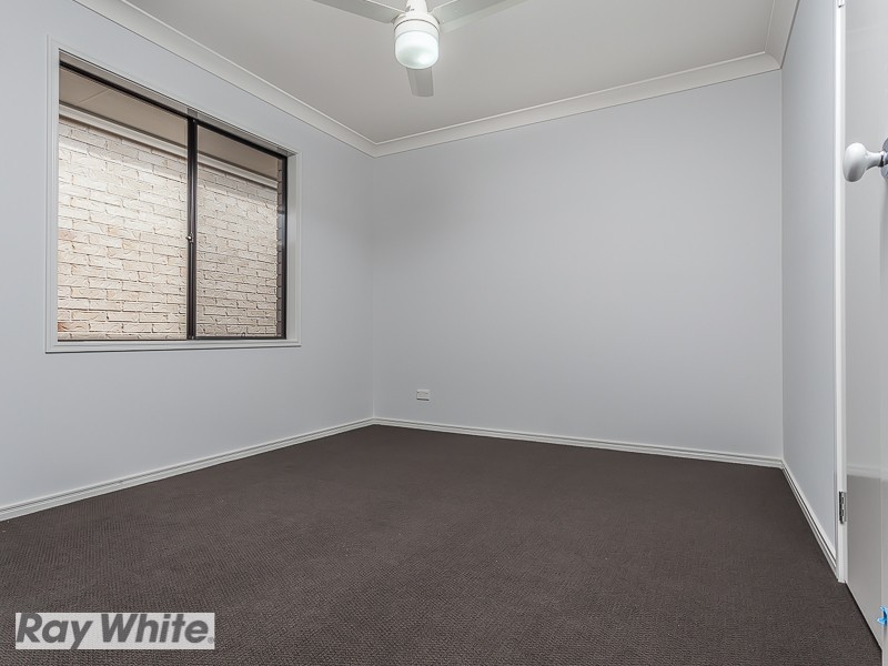 5 Essencia Ave, Dakabin QLD 4503