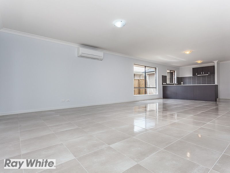 5 Essencia Ave, Dakabin QLD 4503