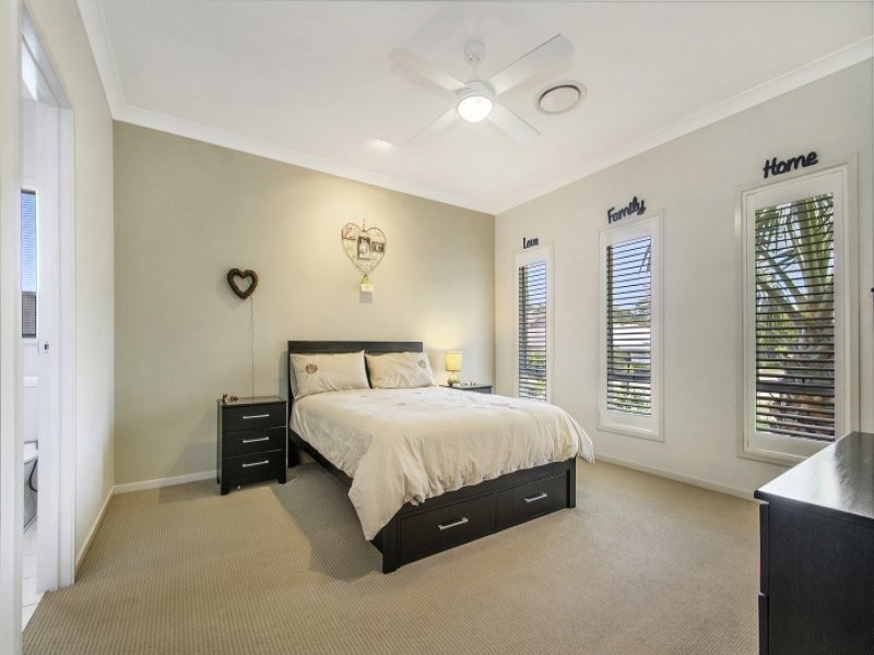 43 Wallaroo Circuit, North Lakes QLD 4509