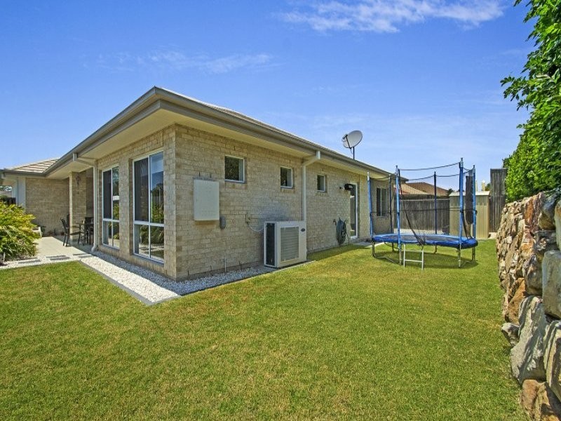 43 Wallaroo Circuit, North Lakes QLD 4509