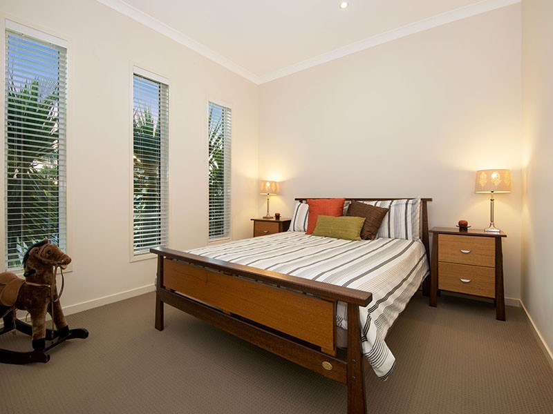8 Couples Street, North Lakes QLD 4509
