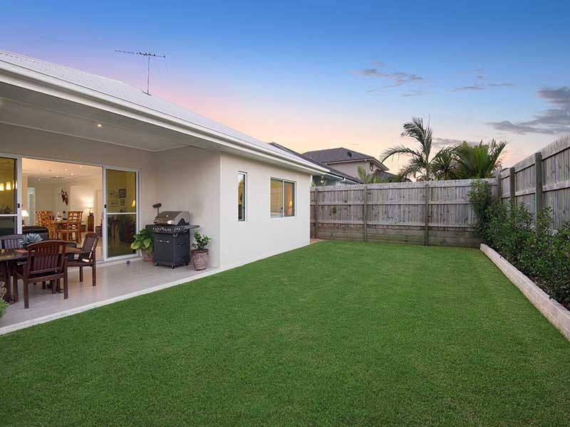 8 Couples Street, North Lakes QLD 4509