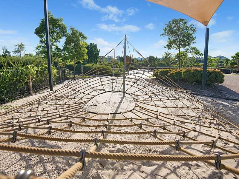 8 Couples Street, North Lakes QLD 4509