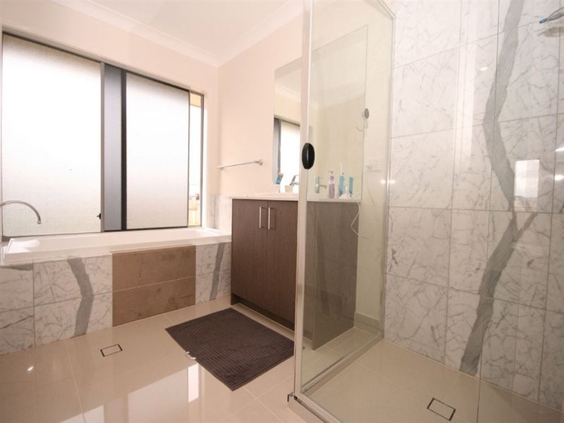 14 Faldo Court, North Lakes QLD 4509