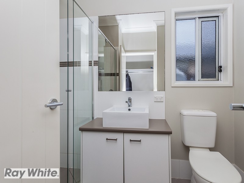 32 Planigale Crescent, North Lakes QLD 4509