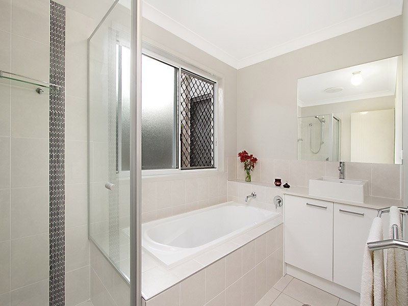 38 Livingstone Court, North Lakes QLD 4509