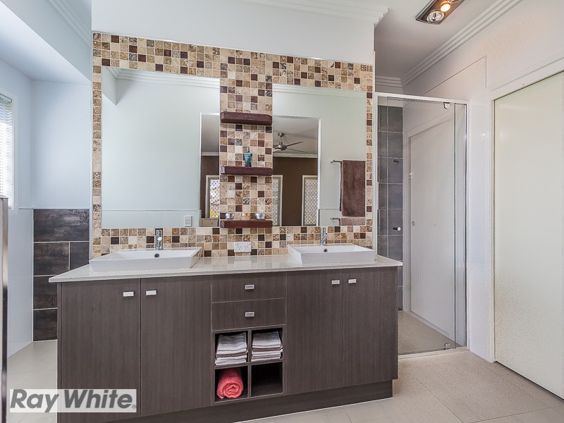 24 Bellenden Street, North Lakes QLD 4509