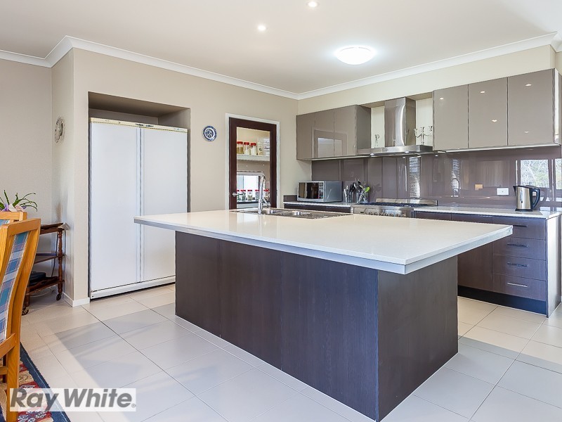 66 Cowen Terrace, North Lakes QLD 4509