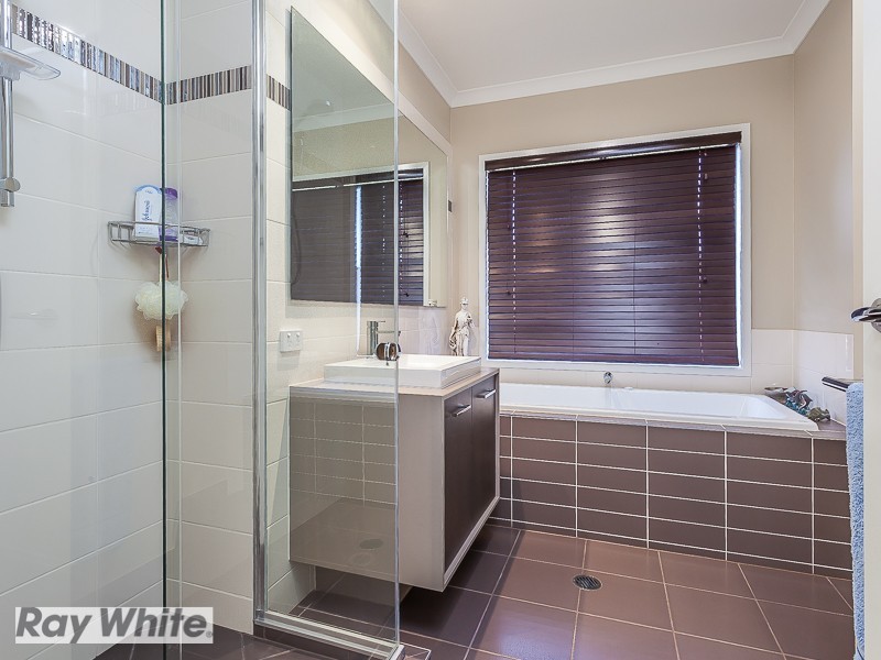 66 Cowen Terrace, North Lakes QLD 4509