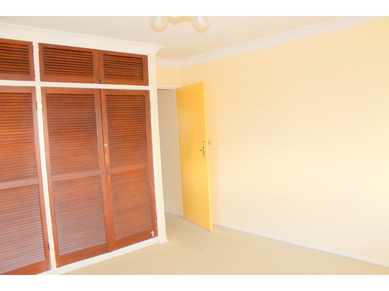 33 Andrew Street, Kallangur QLD 4503