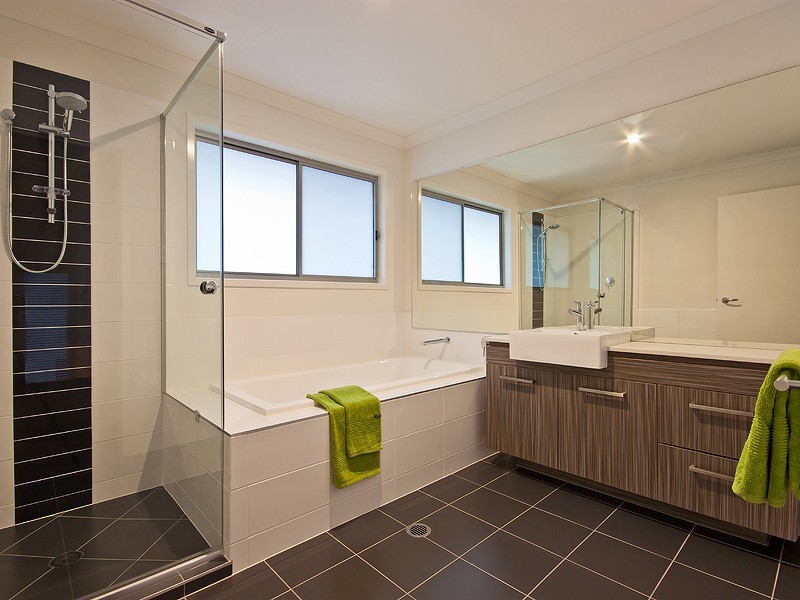 40 Nicklaus Parade, North Lakes QLD 4509