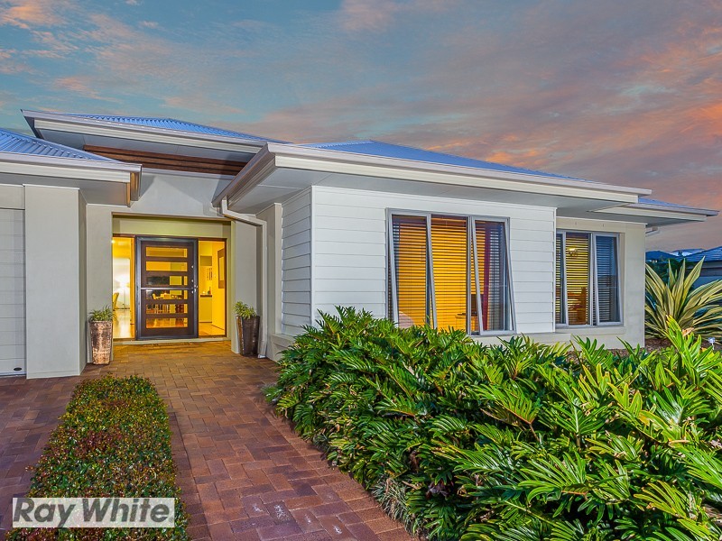 2 Faldo Court, North Lakes QLD 4509