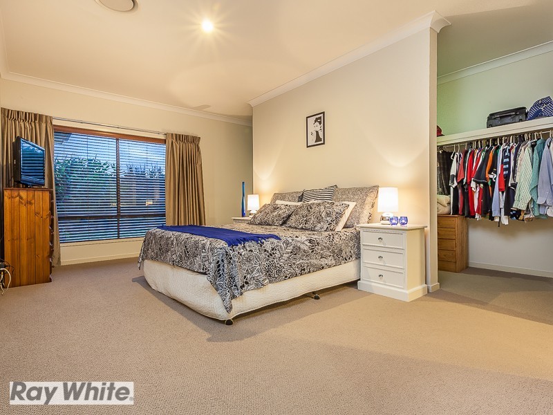 2 Faldo Court, North Lakes QLD 4509