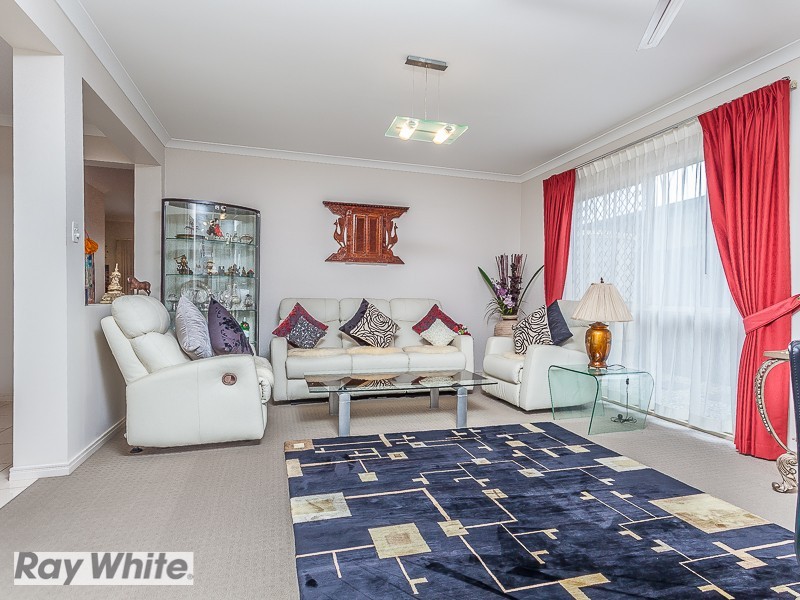 7 Silkpod Court, North Lakes QLD 4509