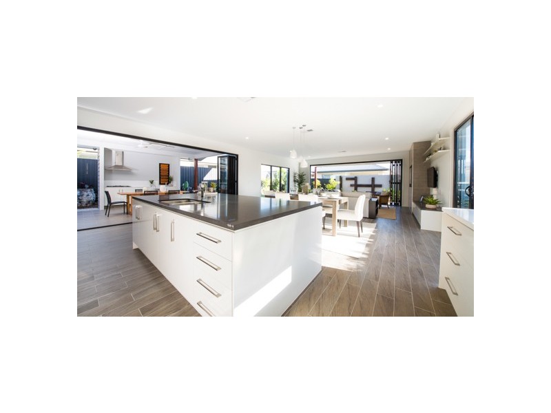 North Lakes QLD 4509