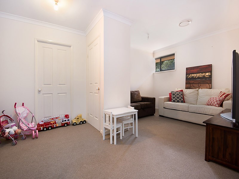 16 Topaz Court, Deception Bay QLD 4508