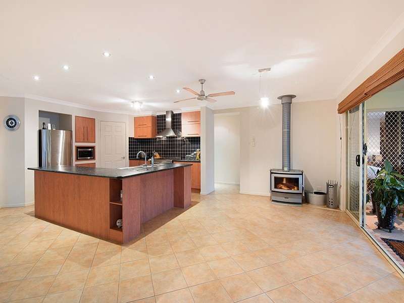 11 Yandina Place, Deception Bay QLD 4508
