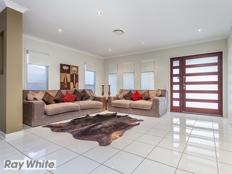 10 Allenby Close, North Lakes QLD 4509