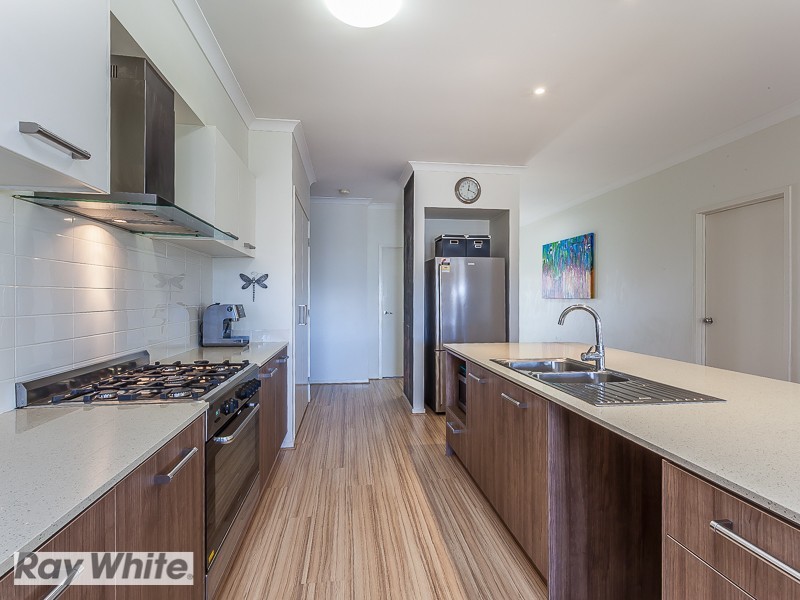 36 Shimao Crescent, North Lakes QLD 4509