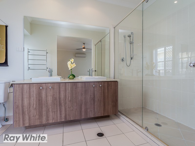 36 Shimao Crescent, North Lakes QLD 4509