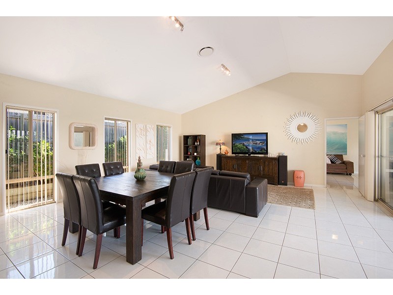 19 Whitecedar Circuit, North Lakes QLD 4509