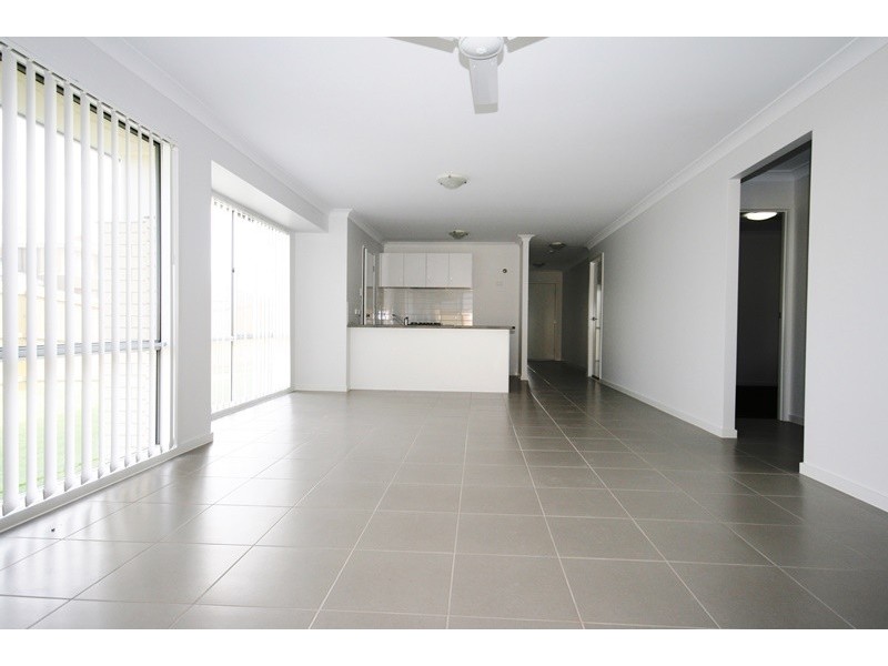 2 Philp Street, North Lakes QLD 4509