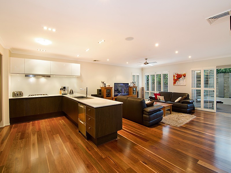 8 Satinay Parade, North Lakes QLD 4509