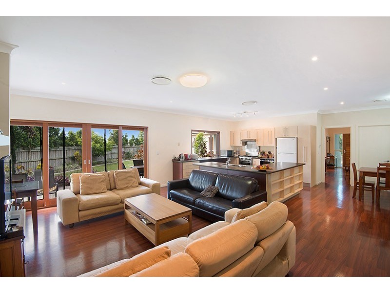 37 Cottonwood Circuit, North Lakes QLD 4509