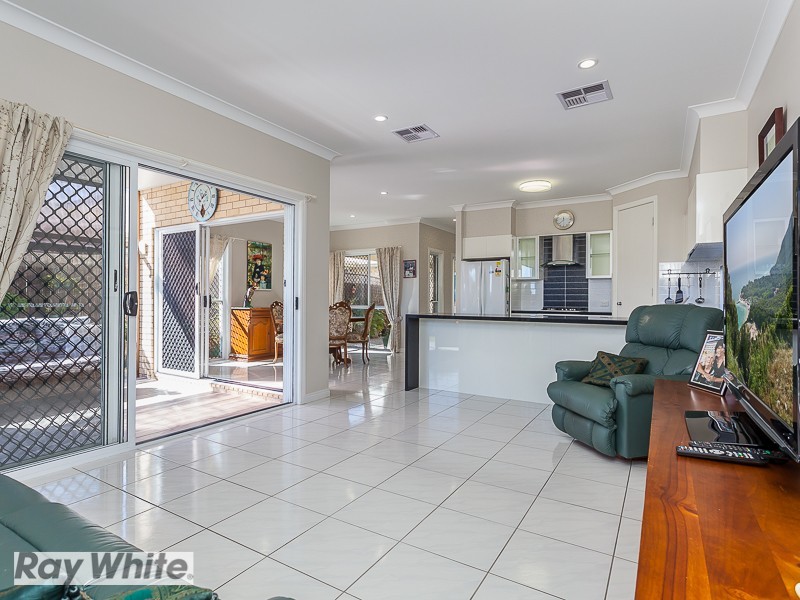 10 Kakadu Ct, North Lakes QLD 4509