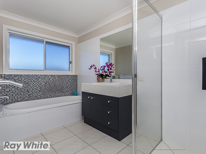 10 Kakadu Ct, North Lakes QLD 4509