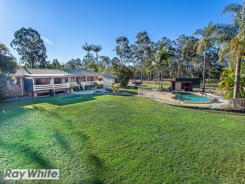 324 Oakey Flat Road, Morayfield QLD 4506