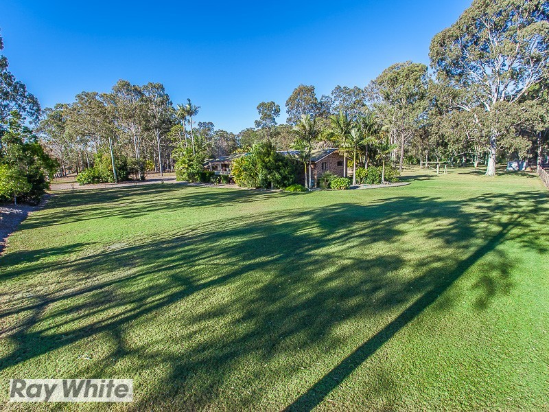 324 Oakey Flat Road, Morayfield QLD 4506