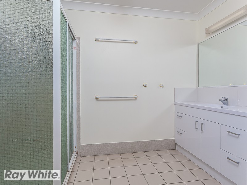 324 Oakey Flat Road, Morayfield QLD 4506