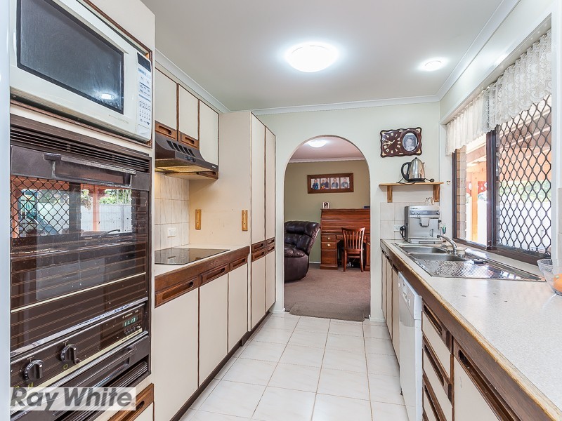 11 Diamondcrest Avenue, Deception Bay QLD 4508