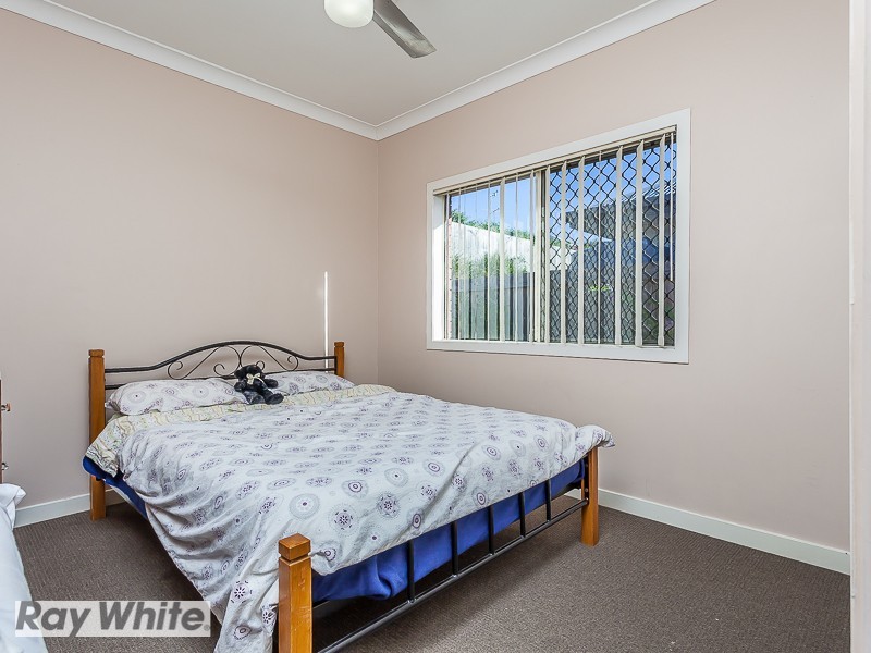 25 Kowari Crescent, North Lakes QLD 4509