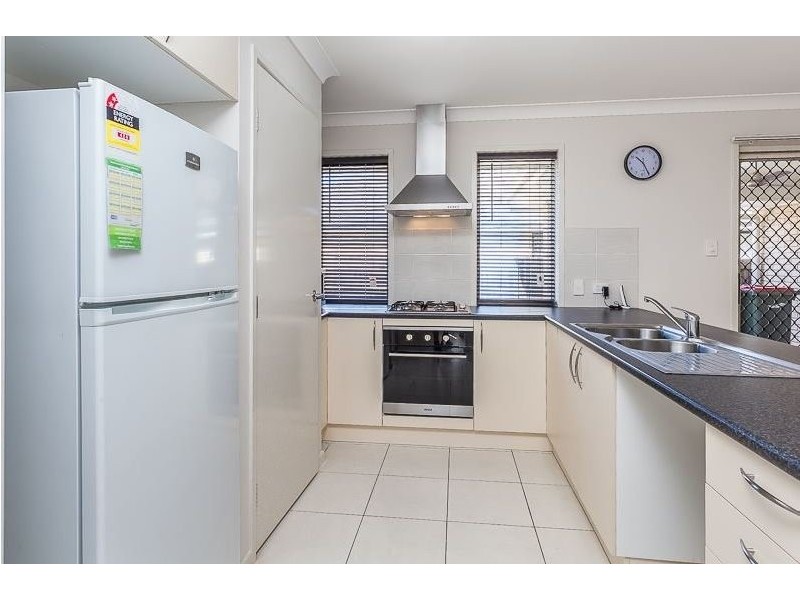 23 Dickson Crescent, North Lakes QLD 4509