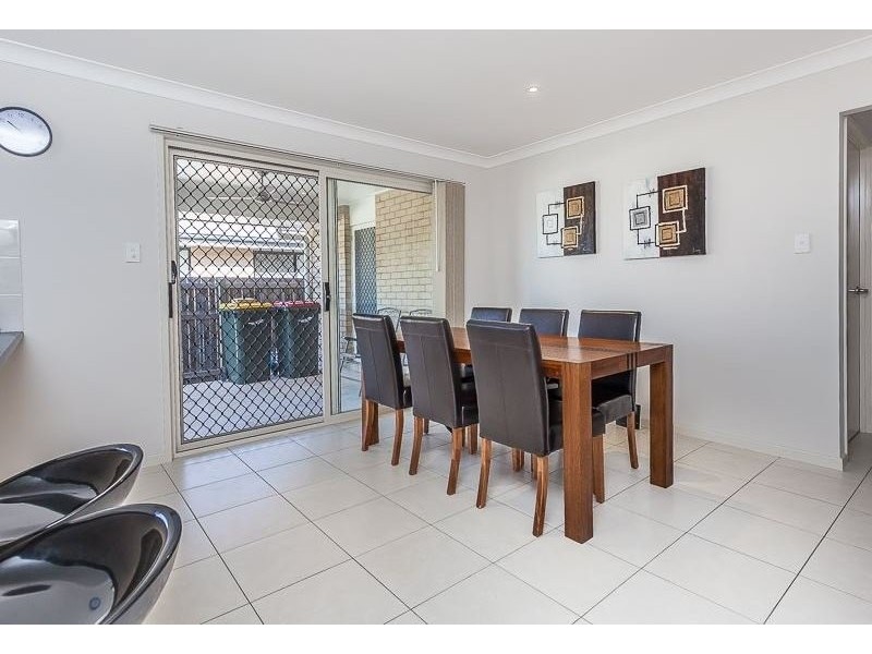 23 Dickson Crescent, North Lakes QLD 4509