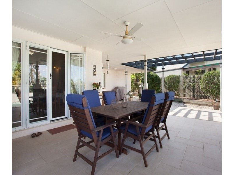 28 Lochside Drive, North Lakes QLD 4509